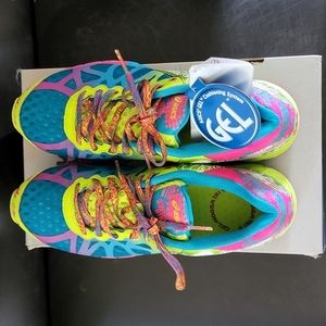 Womens size 9 Gel-Noosa Tri 9